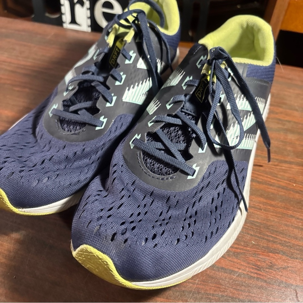 New Balance Men's Athletic Shoes in Navy and Lime - Picture 11 of 11